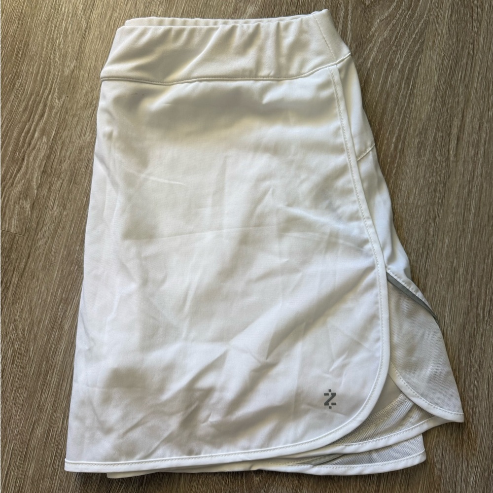 IZOD - Performance Cool-FX White Tennis Skort -Size Small - Picture 1 of 3